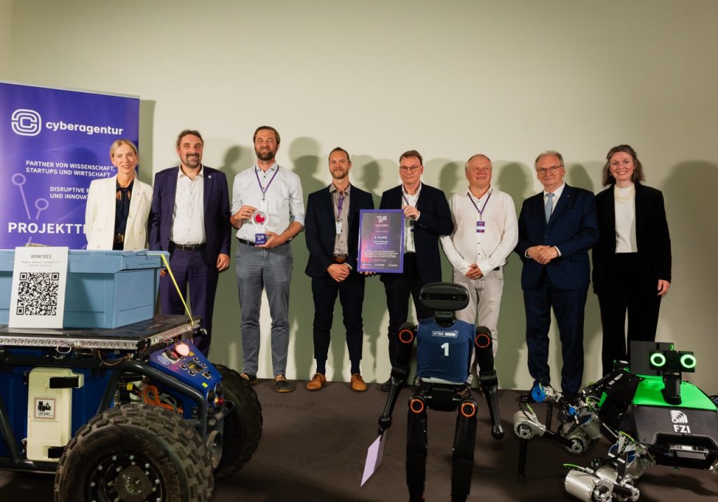 Preisverleihung zum Ideenwettbewerb HAL2025 anlässlich der 5-Jahresfeier der Cyberagentur.